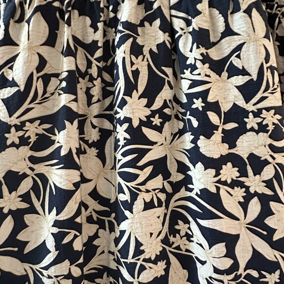 NAVY AND LIGHT TAN  TIERED CASALON MIDI FLORAL DRESS SIZE XL - Picture 3 of 5